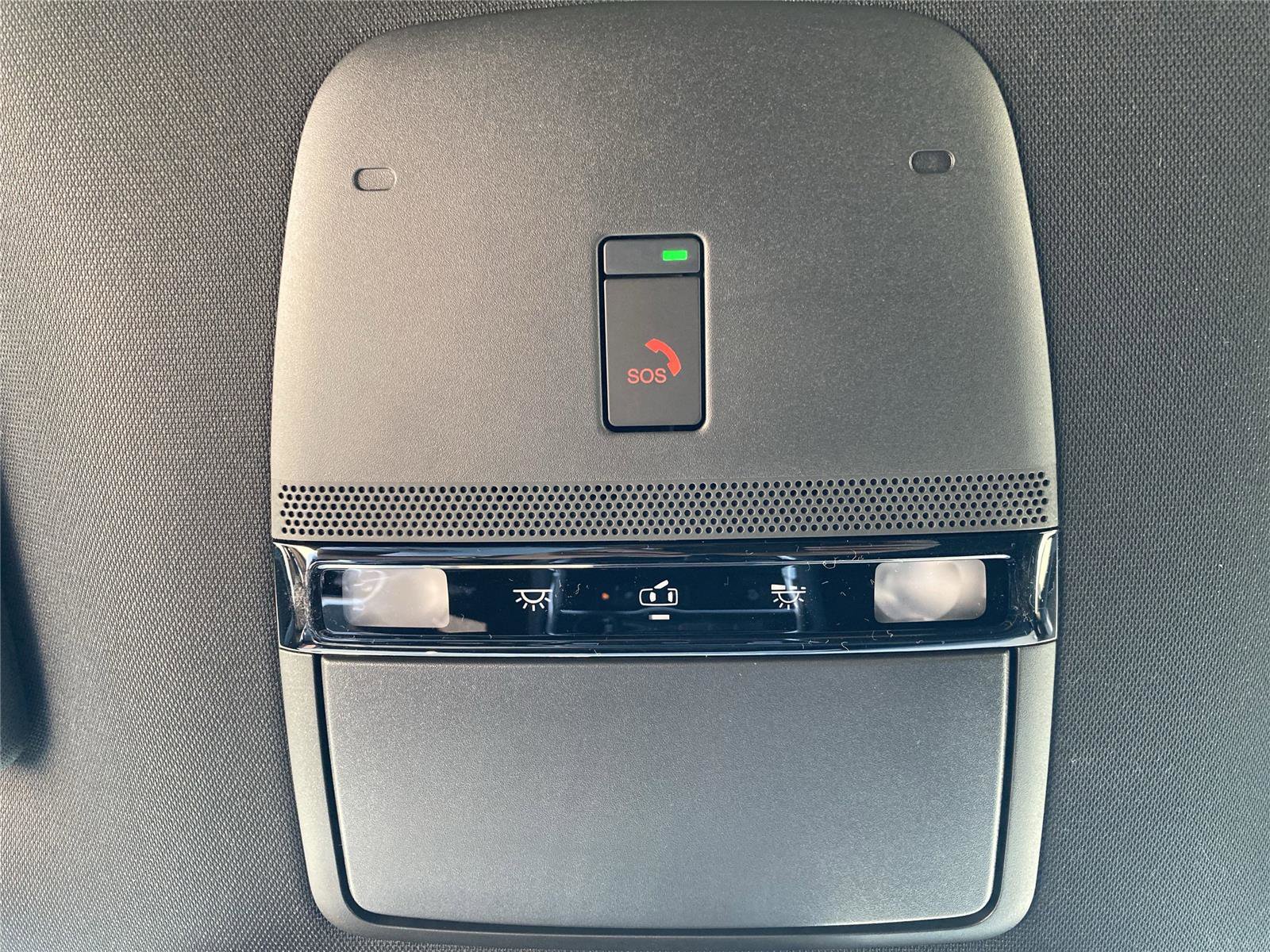 New 2025 Nissan Armada SL w/ Captain's Chari Seat Package image 26