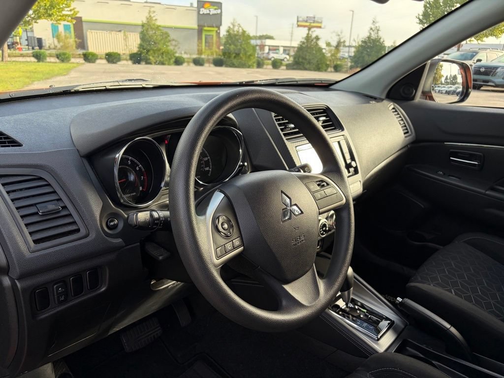 Used 2022 Mitsubishi Outlander Sport ES AWD/4WD image 14