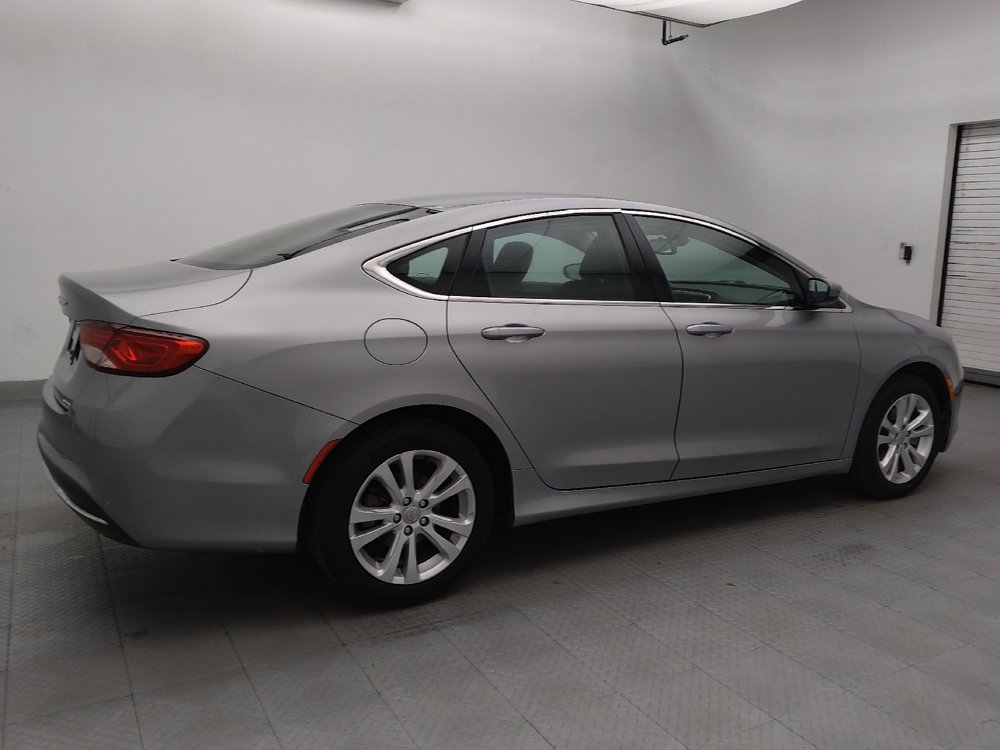 Used 2015 Chrysler 200 Limited FWD image 10