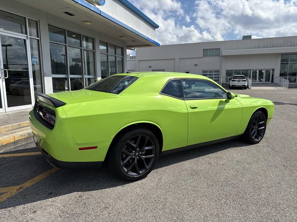 Used 2023 Dodge Challenger SXT w/ Blacktop Package image 8