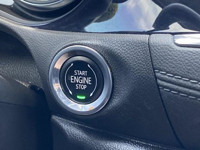 Used 2022 Buick Encore GX Select w/ Sport Touring Package FWD image 12