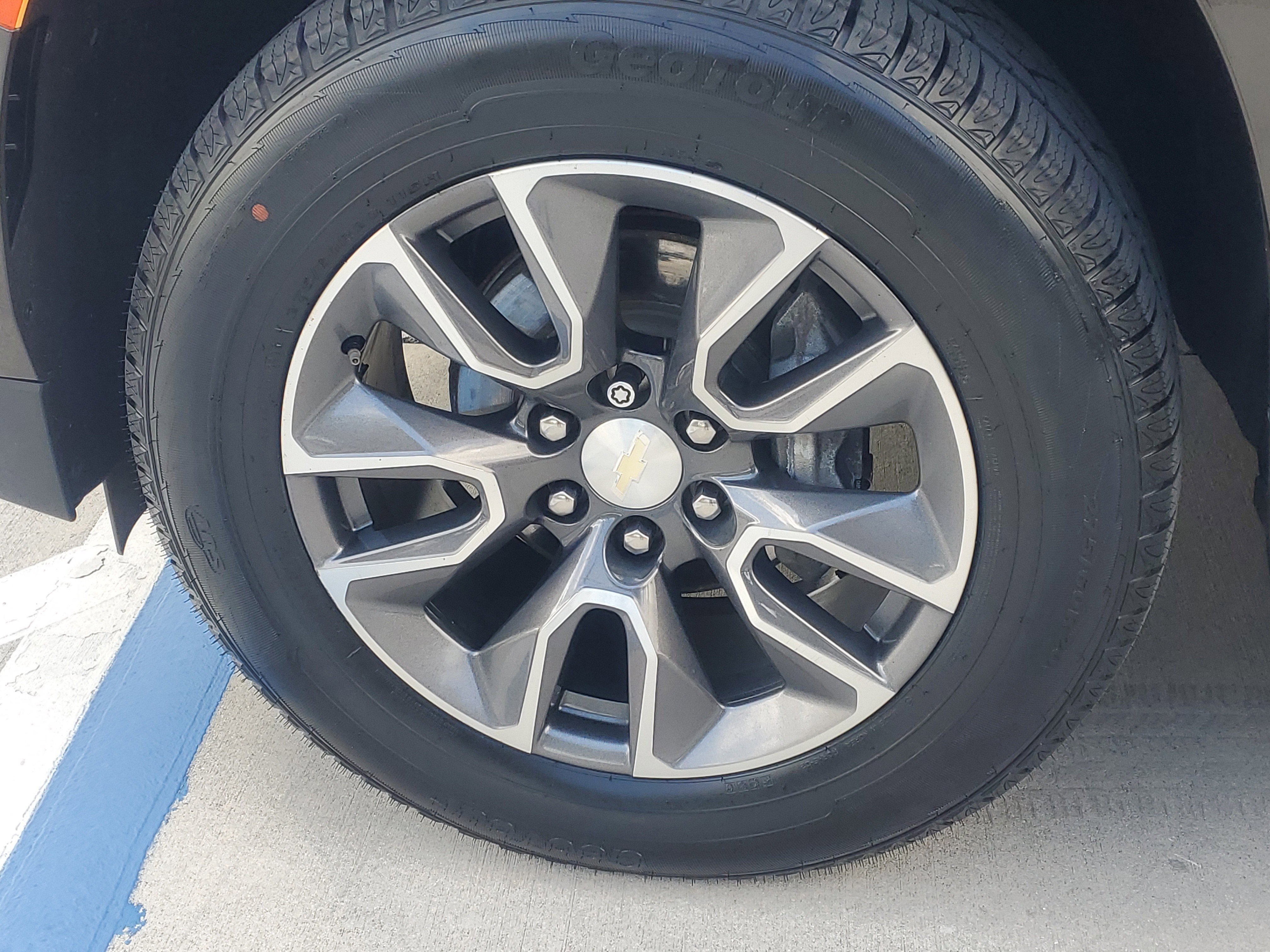 Used 2021 Chevrolet Tahoe LT w/ LT Signature Package image 6