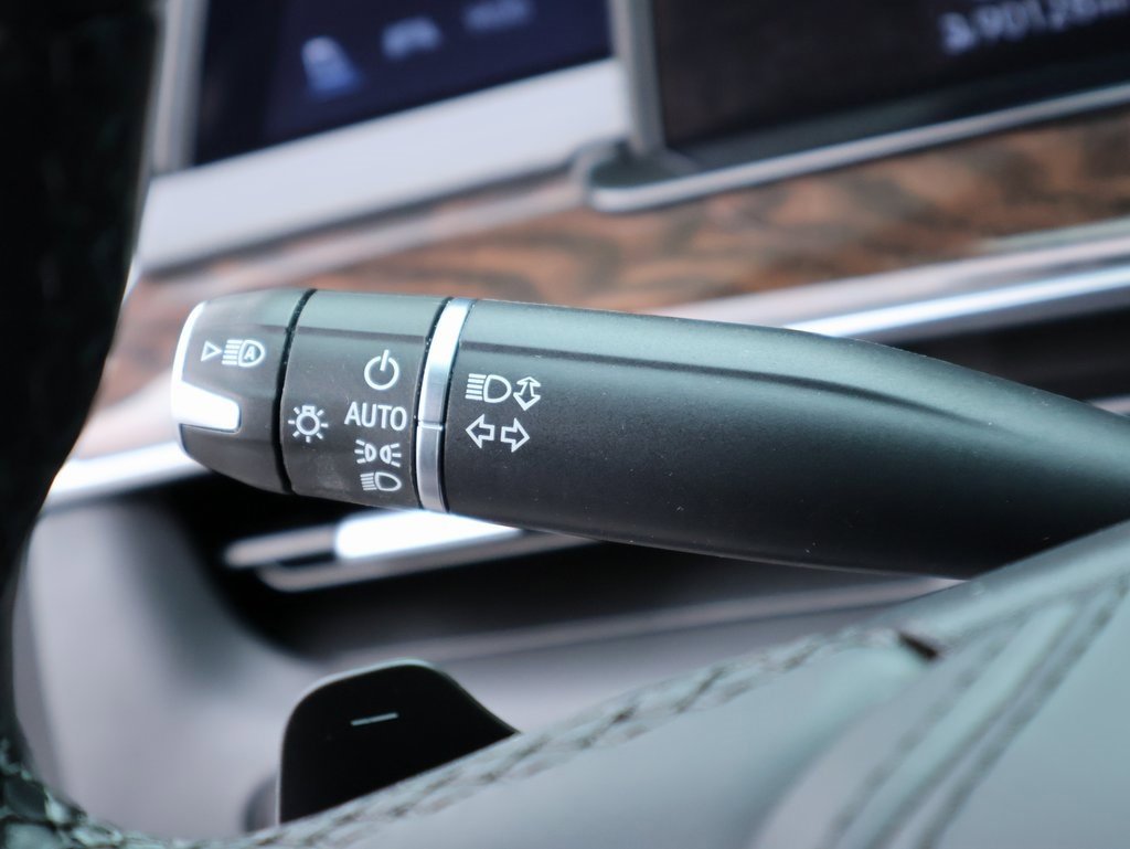 Used 2023 Cadillac Escalade Sport Platinum w/ LPO, ONYX Package image 37