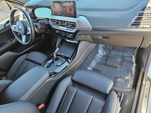 Used 2025 BMW X4 xDrive30i w/ Premium Package image 22