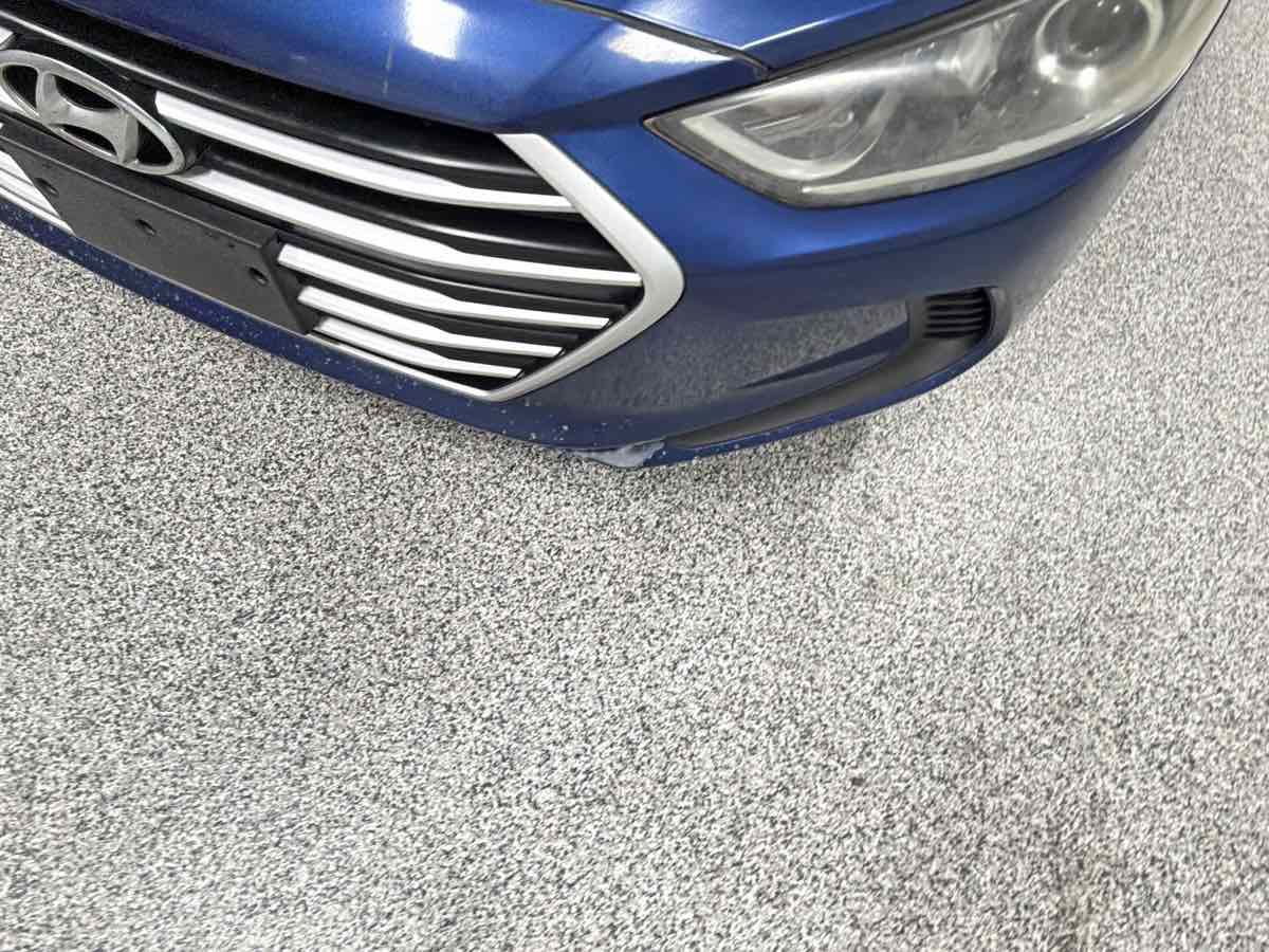 Used 2017 Hyundai Elantra SE FWD image 28