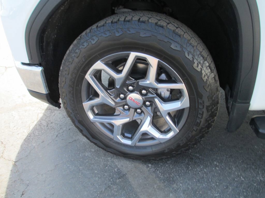 Used 2024 GMC Sierra 1500 SLT w/ SLT Premium Plus Package image 16
