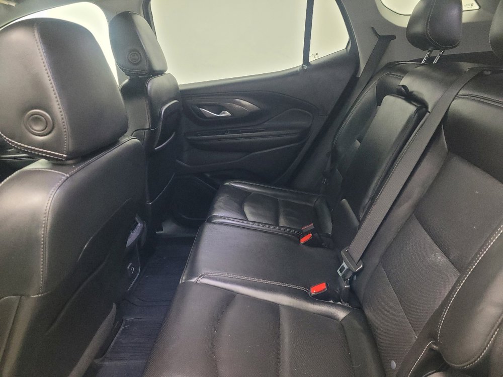 Used 2022 GMC Terrain SLT w/ Elevation Edition image 18