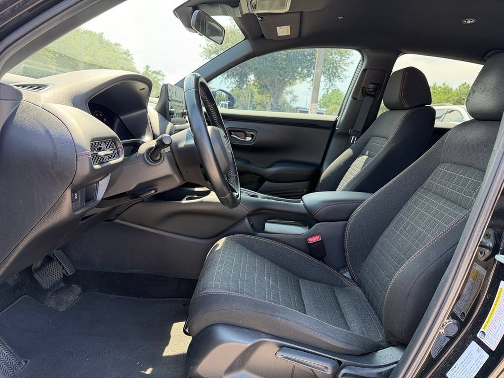Used 2025 Honda HR-V Sport image 10
