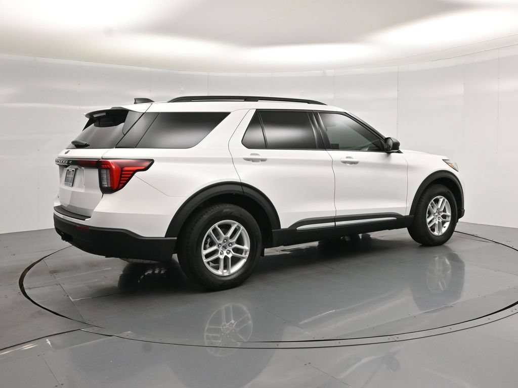 Certified 2025 Ford Explorer Active RWD image 28