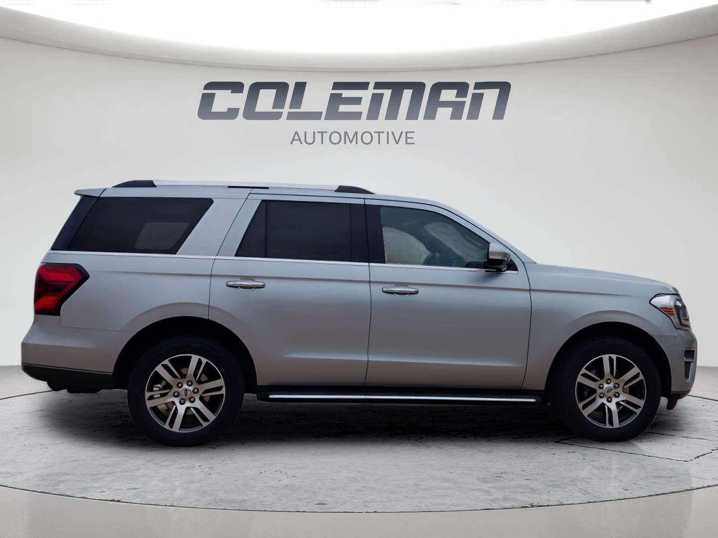 Used 2023 Ford Expedition Limited AWD/4WD image 12