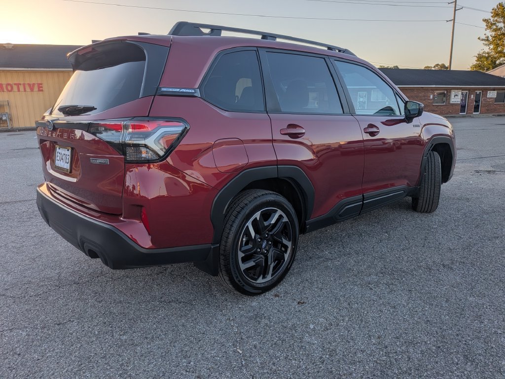 Used 2026 Subaru Forester Premium AWD/4WD image 6