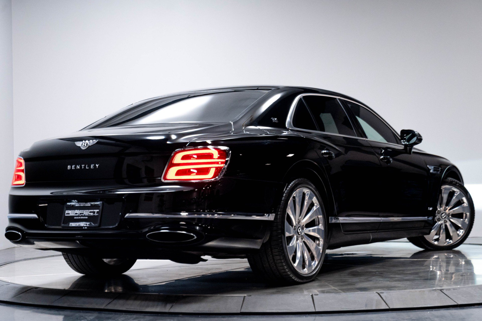 Used 2020 Bentley Flying Spur W12 AWD/4WD image 54