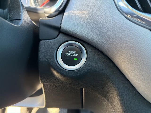 Used 2023 Chevrolet Equinox LT image 17