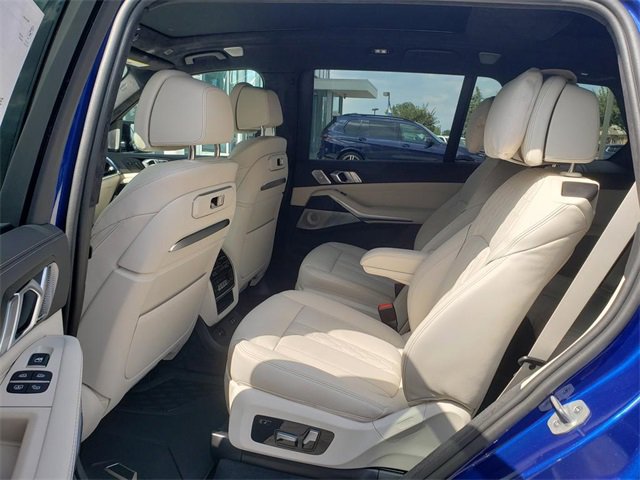 New 2026 BMW X7 M60i image 12