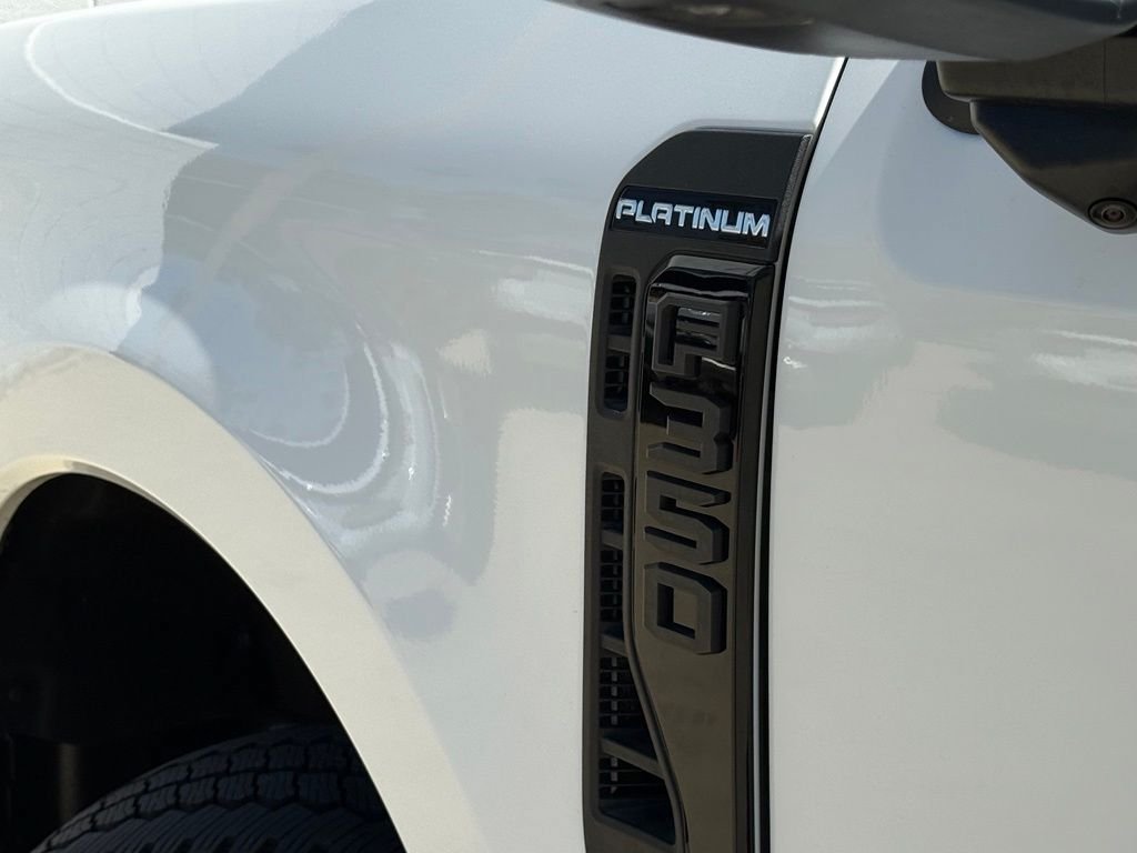 New 2026 Ford F350 Platinum w/ FX4 Off-Road Package AWD/4WD image 20