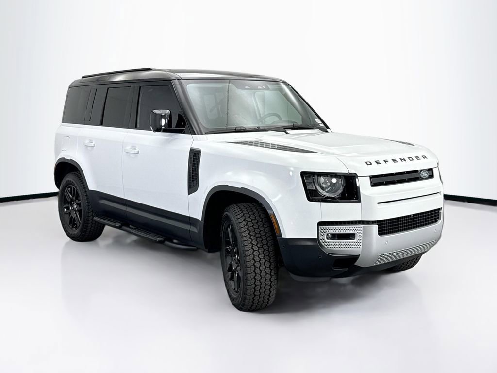 Used 2025 Land Rover Defender 110 S image 3
