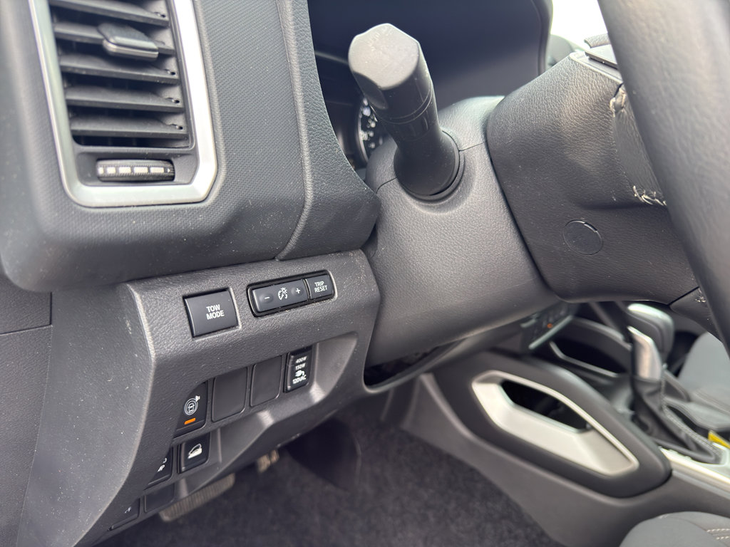 Certified 2022 Nissan Frontier SV image 14