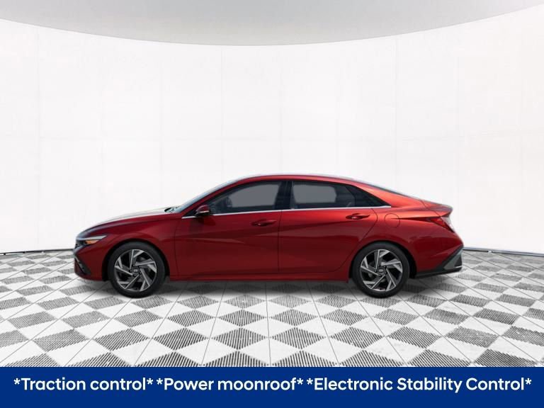 Used 2025 Hyundai Elantra Limited image 5