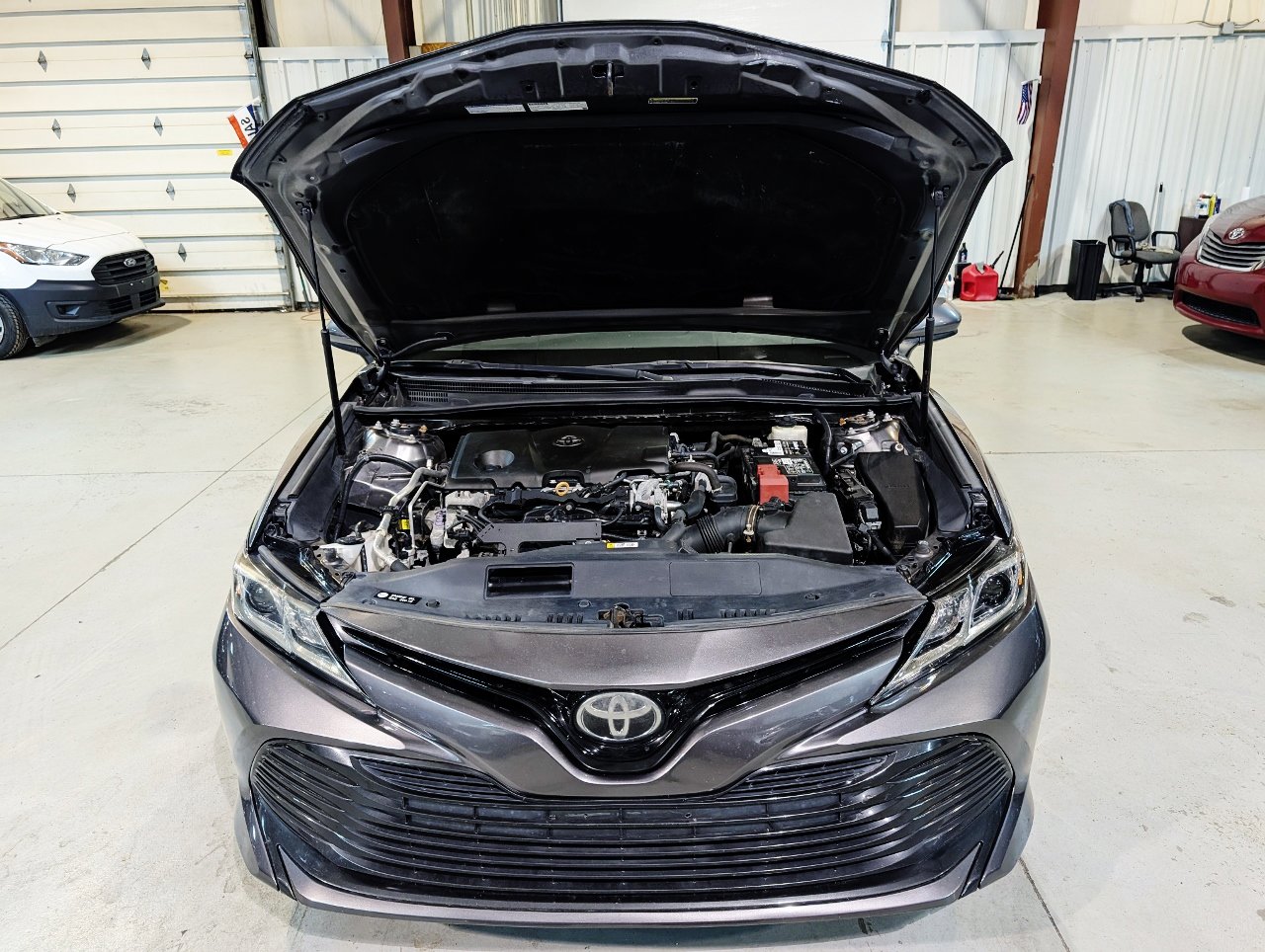 Used 2018 Toyota Camry LE image 47