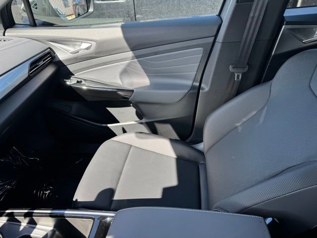 Used 2024 Volkswagen ID.4 Pro S image 18