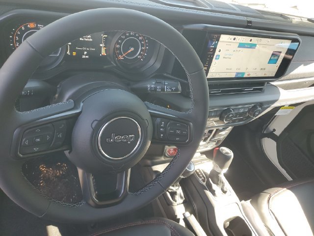 New 2026 Jeep Wrangler Unlimited Rubicon AWD/4WD image 17