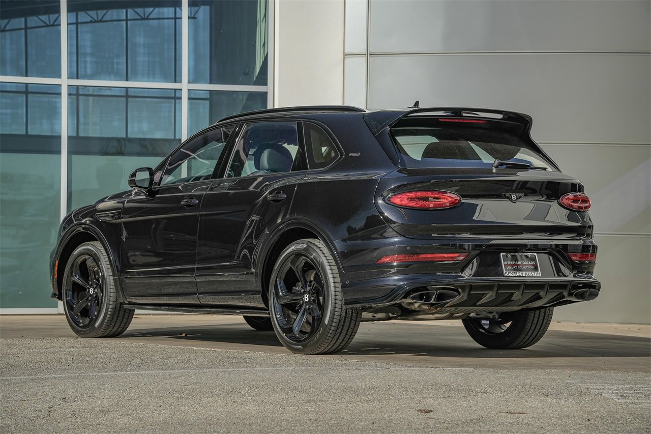 New 2025 Bentley Bentayga image 3