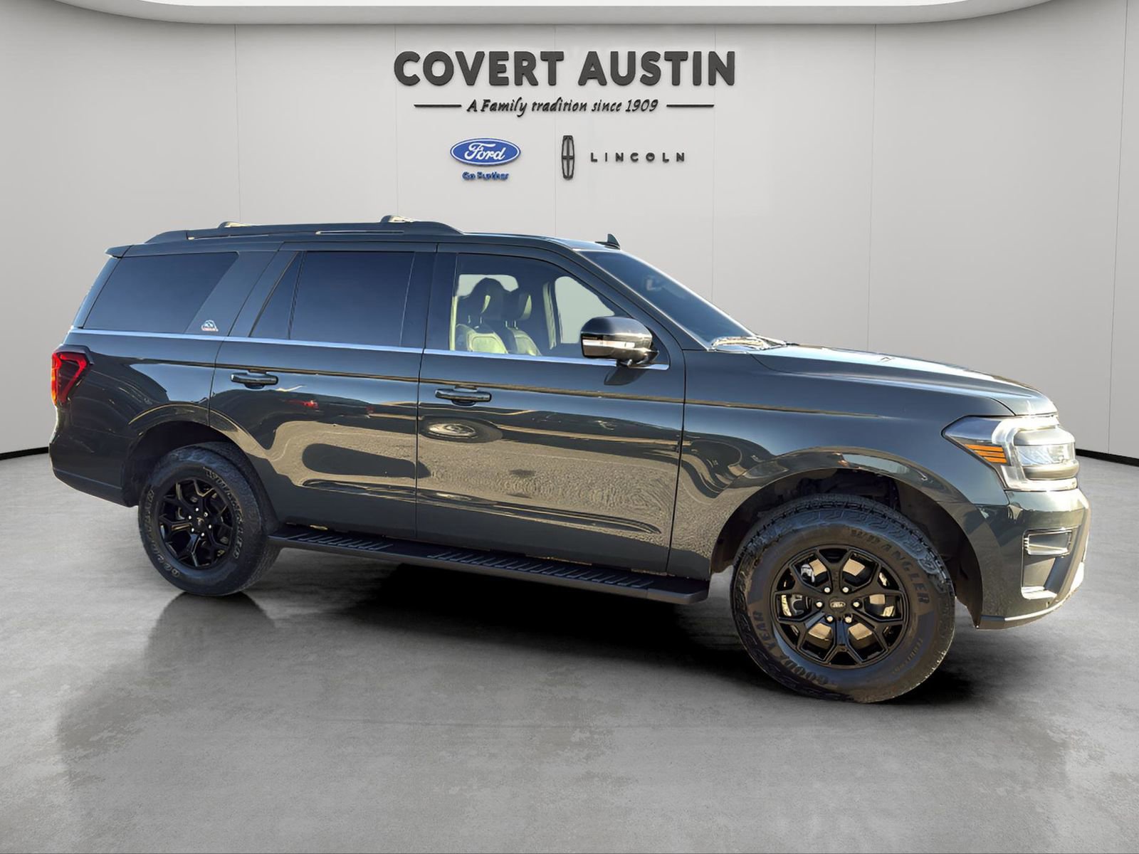 Certified 2022 Ford Expedition Timberline image 6