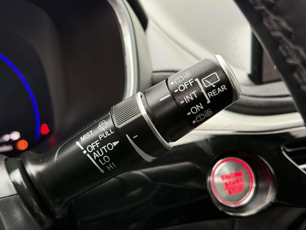 Certified 2025 Acura MDX w/ Technology Package image 30