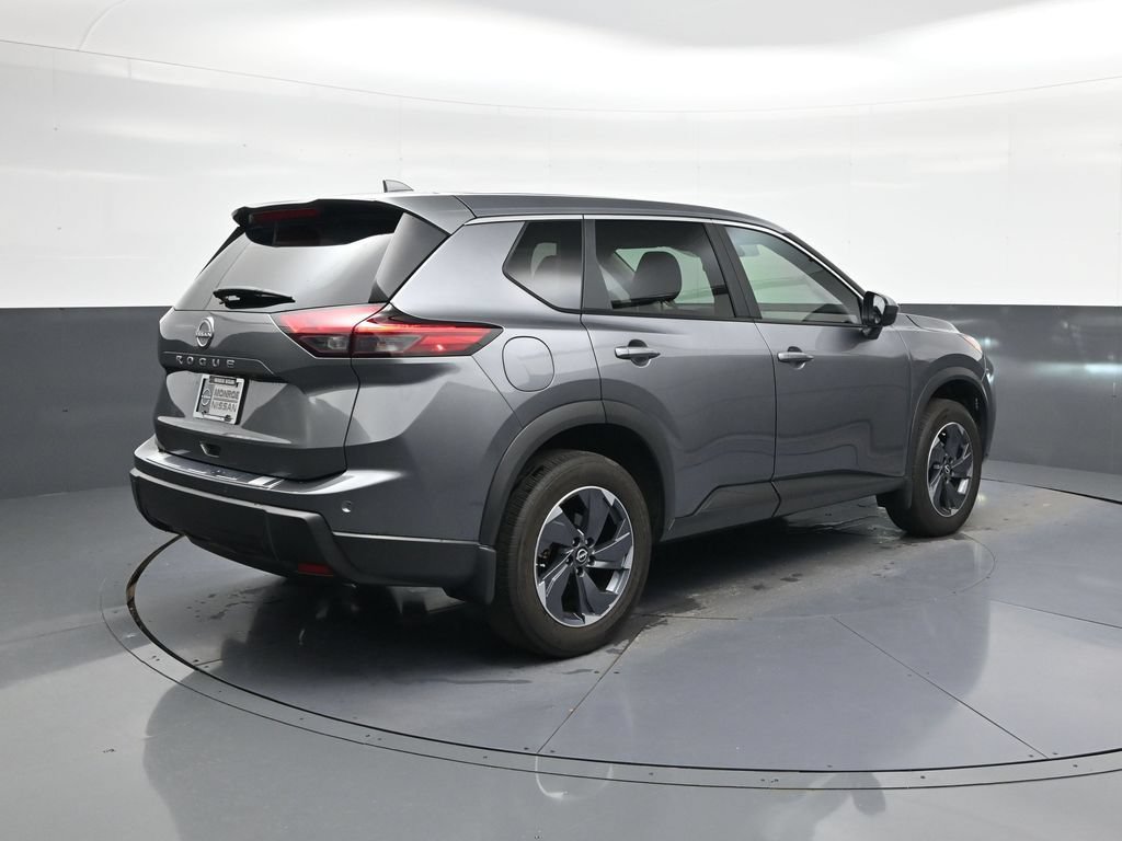 Certified 2026 Nissan Rogue SV FWD image 10