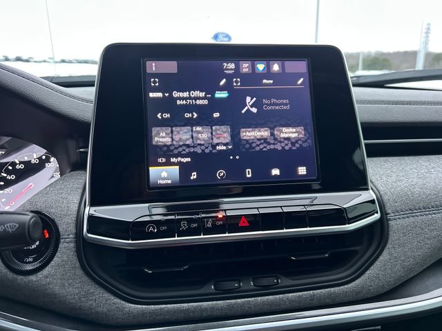 Used 2025 Jeep Compass Sport image 26