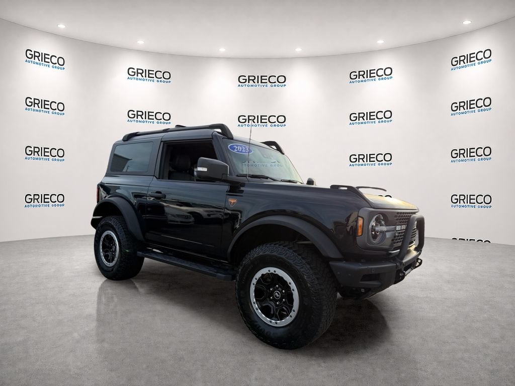 Certified 2023 Ford Bronco Badlands AWD/4WD image 1