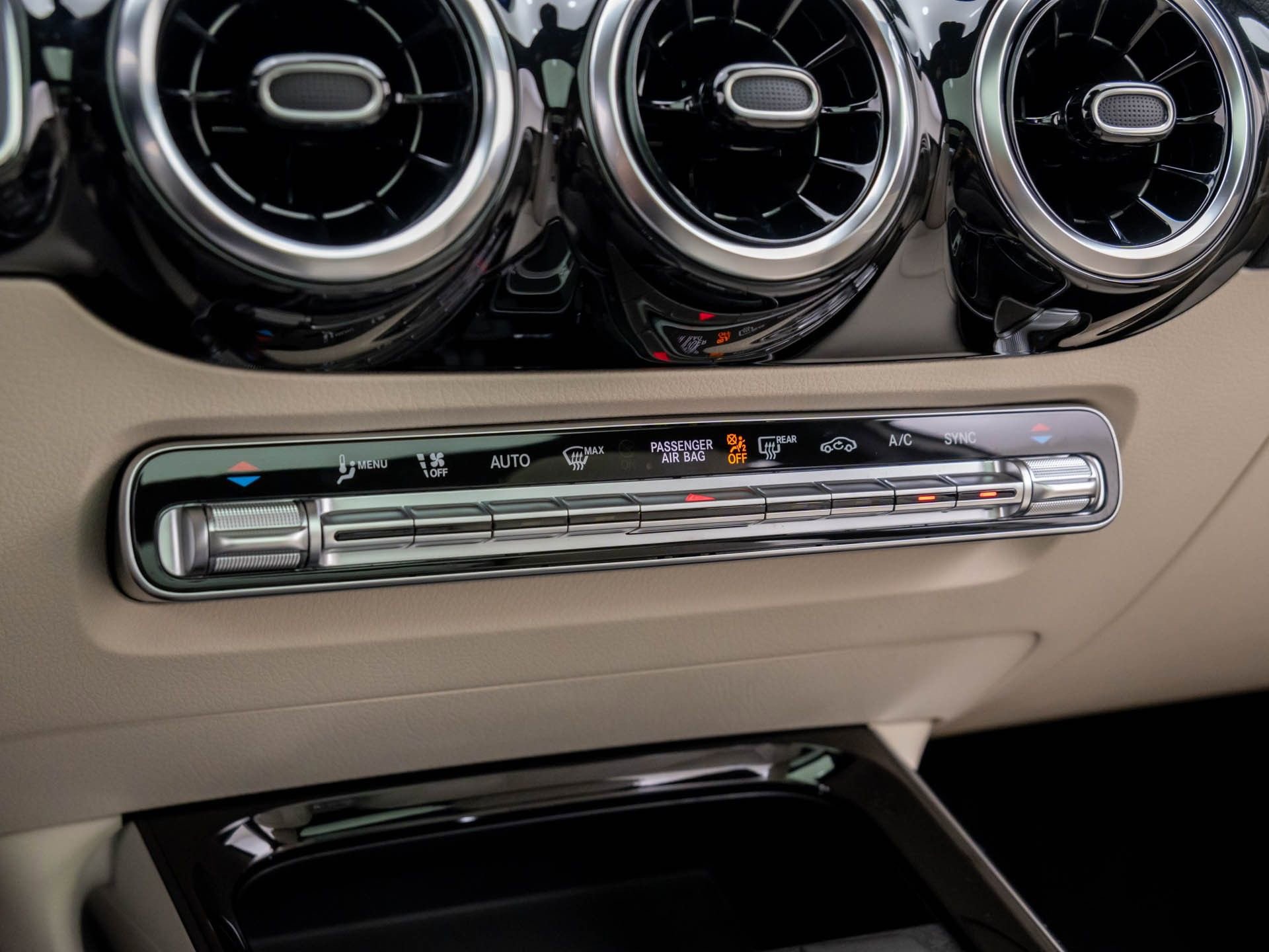 New 2026 Mercedes-Benz GLA 250 4MATIC image 27