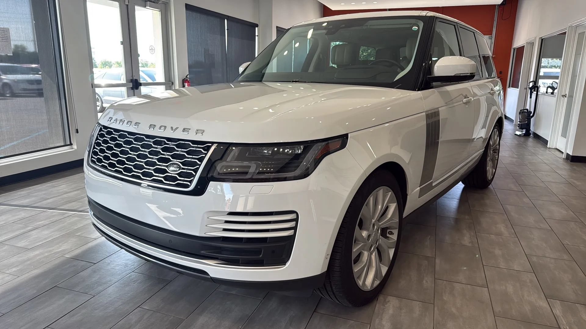 Used 2021 Land Rover Range Rover Westminster Edition AWD/4WD image 3