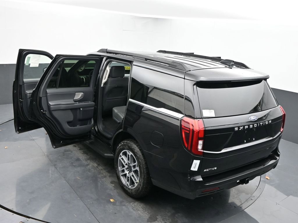 New 2026 Ford Expedition Active image 61