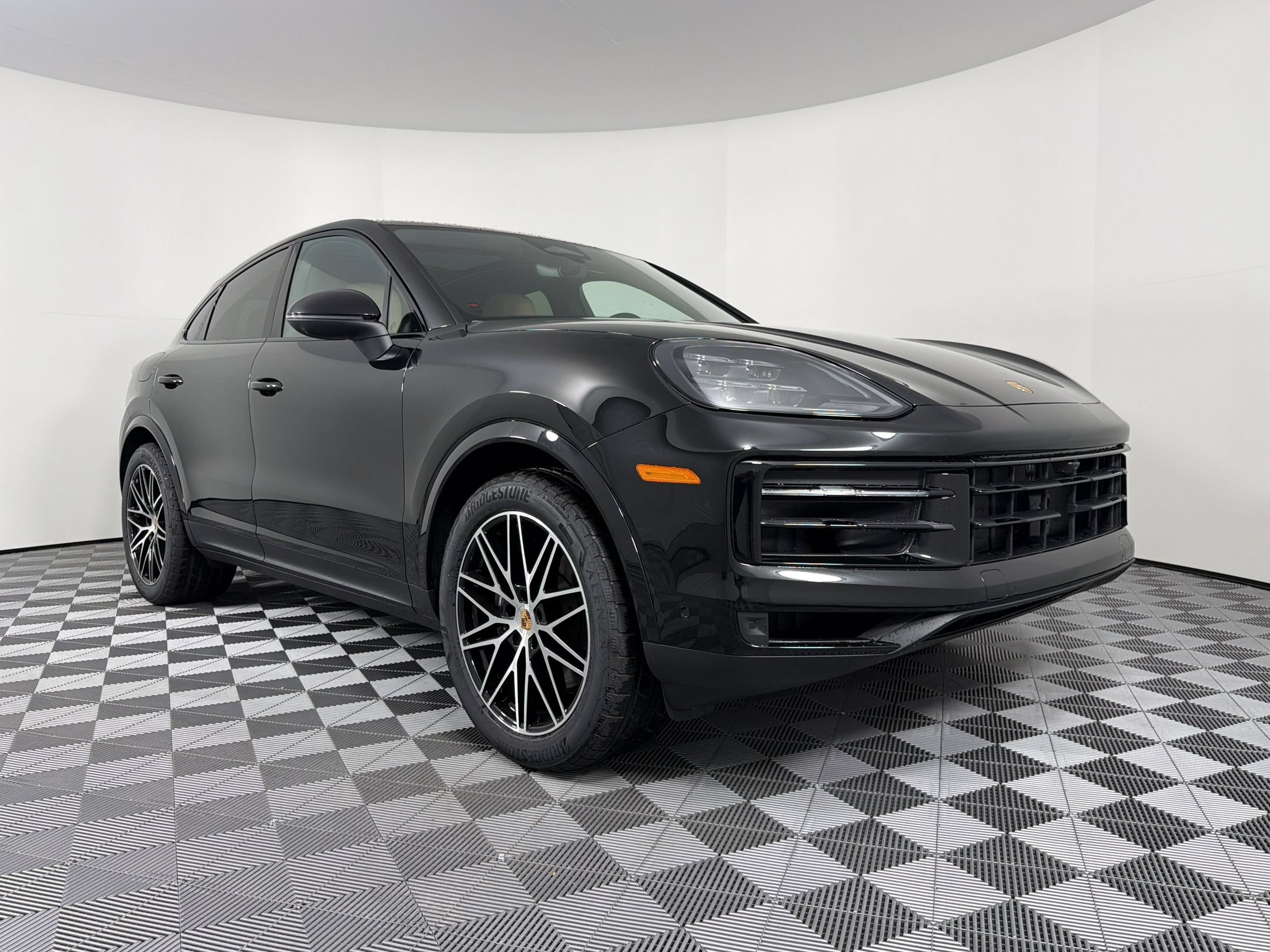New 2026 Porsche Cayenne Coupe AWD/4WD image 7