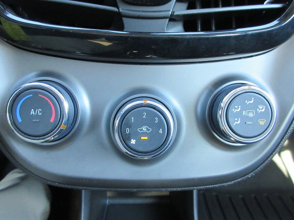 Used 2019 Chevrolet Spark LS image 27