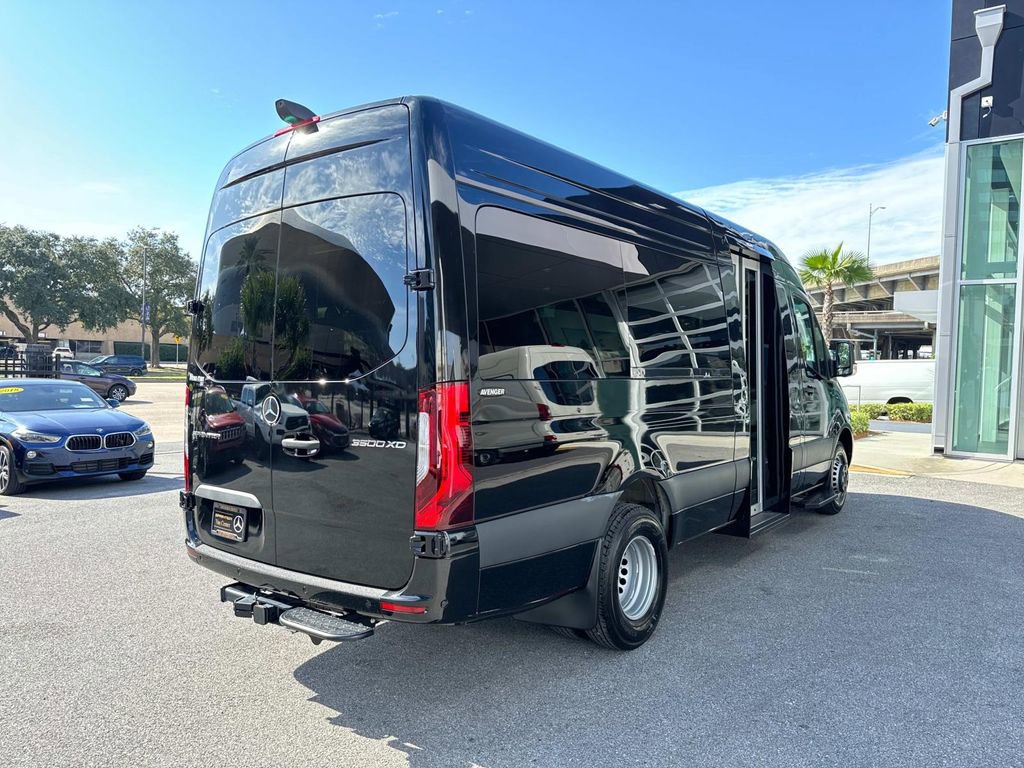 Used 2025 Mercedes-Benz Sprinter 3500 image 7