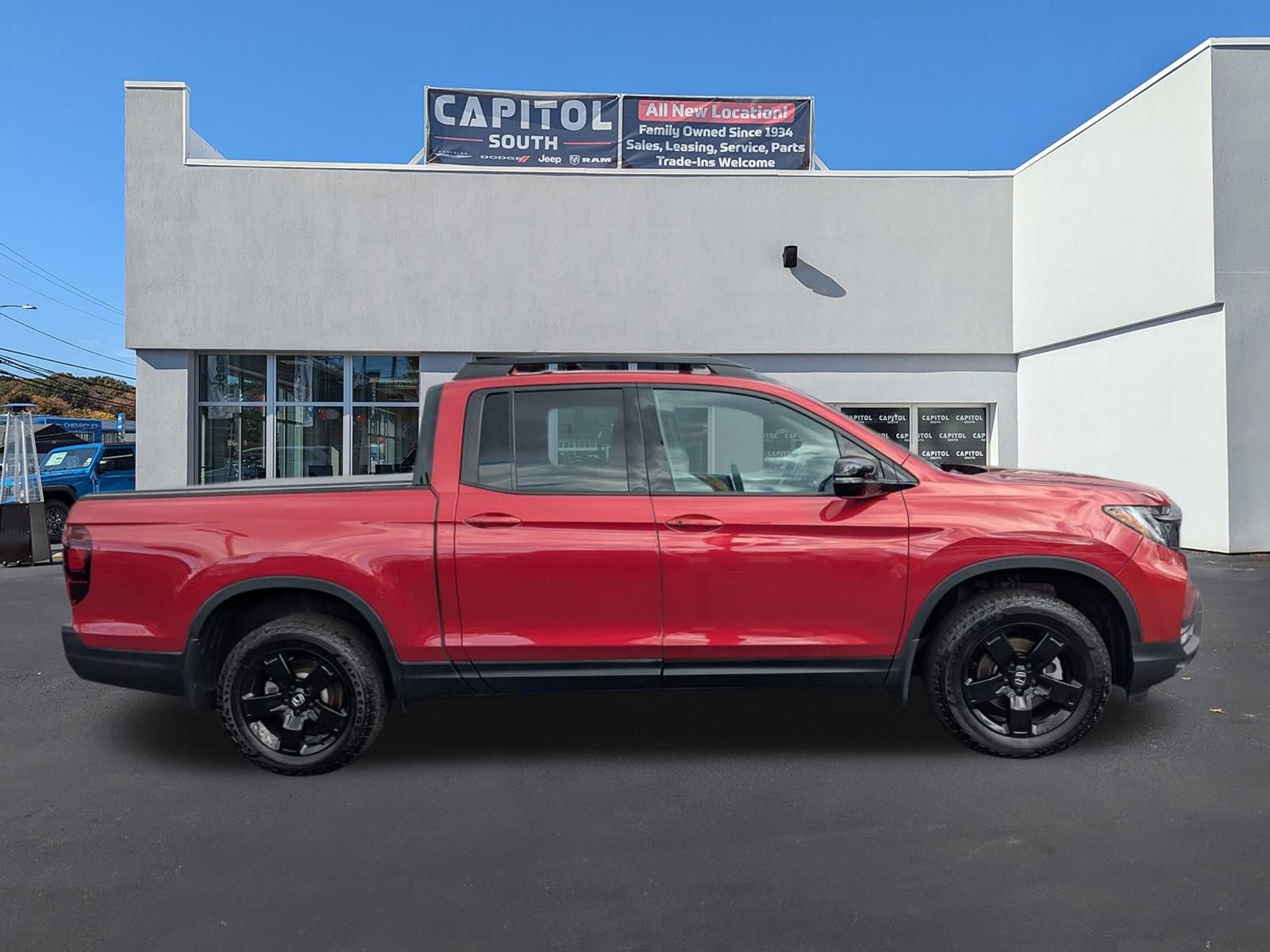 Used 2024 Honda Ridgeline Black Edition image 2