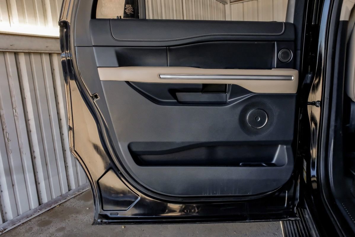 Used 2022 Ford Expedition Max Limited image 47