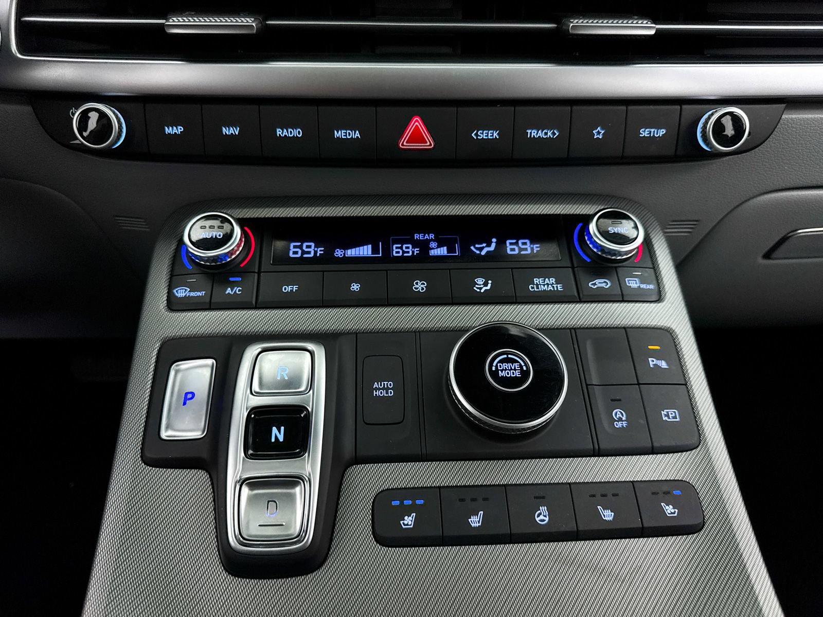 Used 2025 Hyundai Palisade SEL FWD image 28