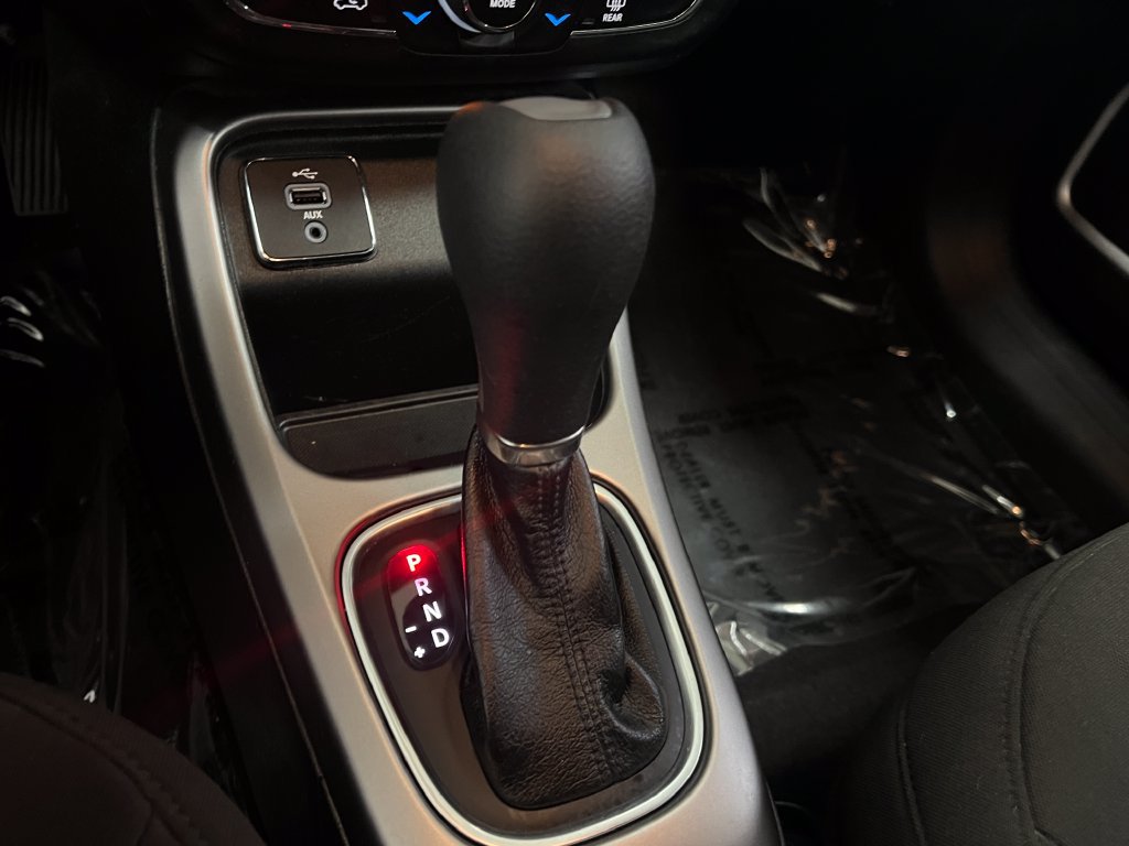 Used 2018 Jeep Compass Sport w/ Tech Group FWD image 24
