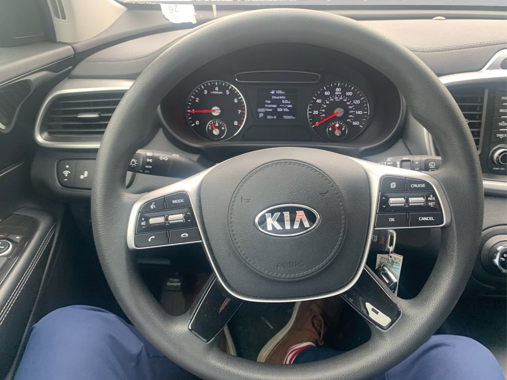 Used 2020 Kia Sorento LX image 21