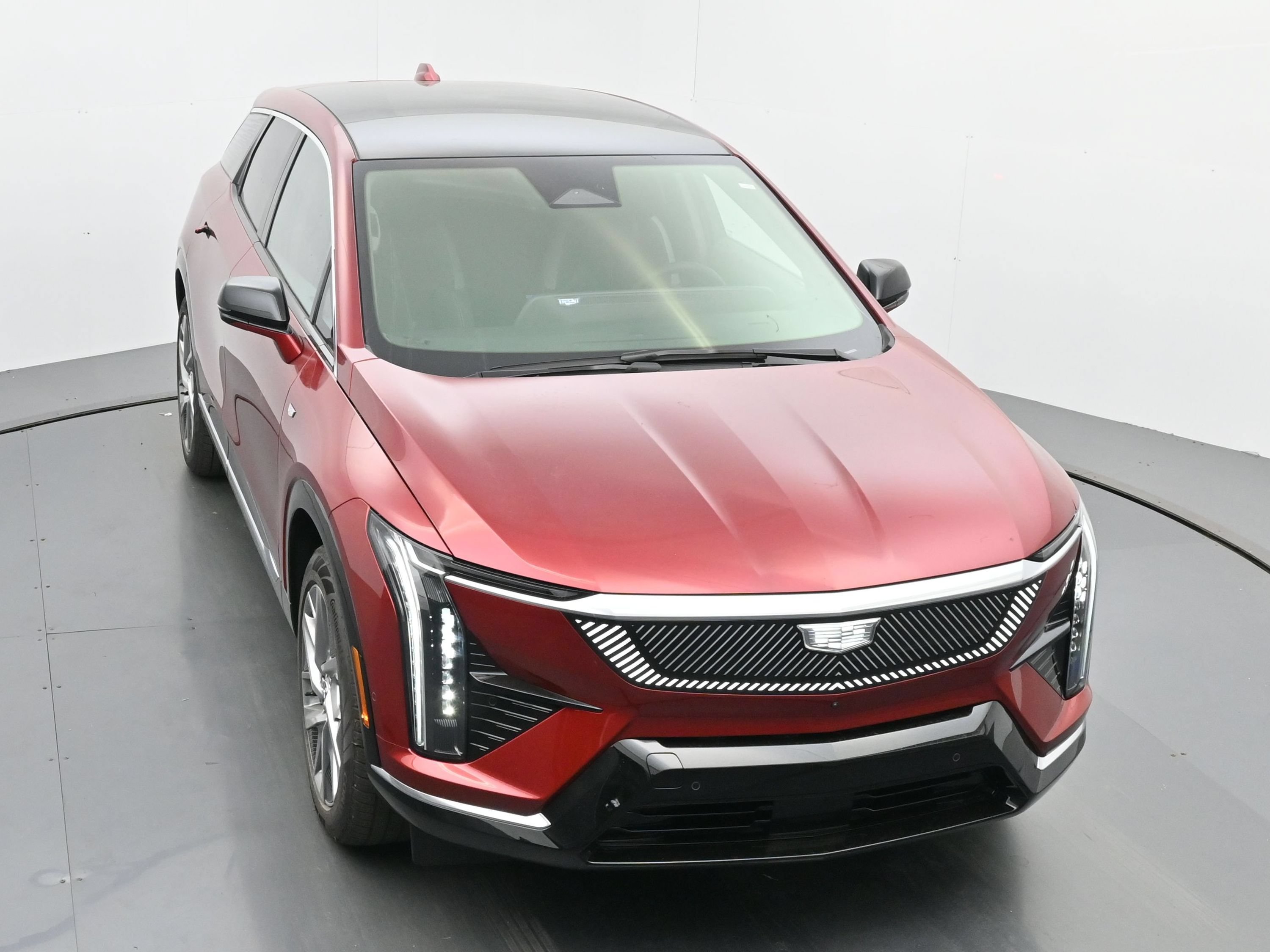 New 2026 Cadillac Optiq Luxury 1 w/ LPO, Floor Liner Package AWD/4WD image 30