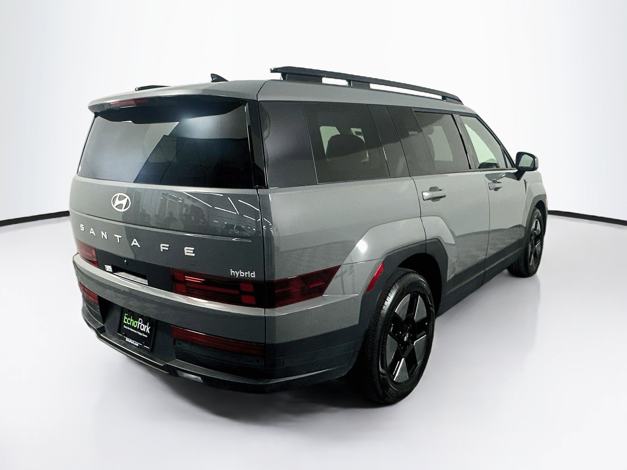 Used 2025 Hyundai Santa Fe SEL FWD image 9
