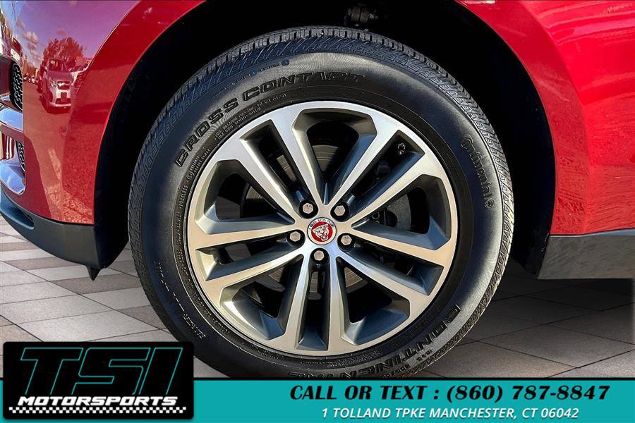 Used 2018 Jaguar F-PACE Premium image 9