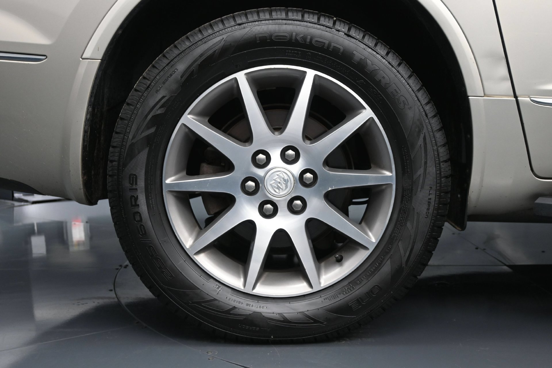 Used 2014 Buick Enclave Leather FWD image 23