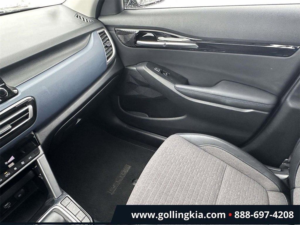 Certified 2022 Kia Seltos S image 31