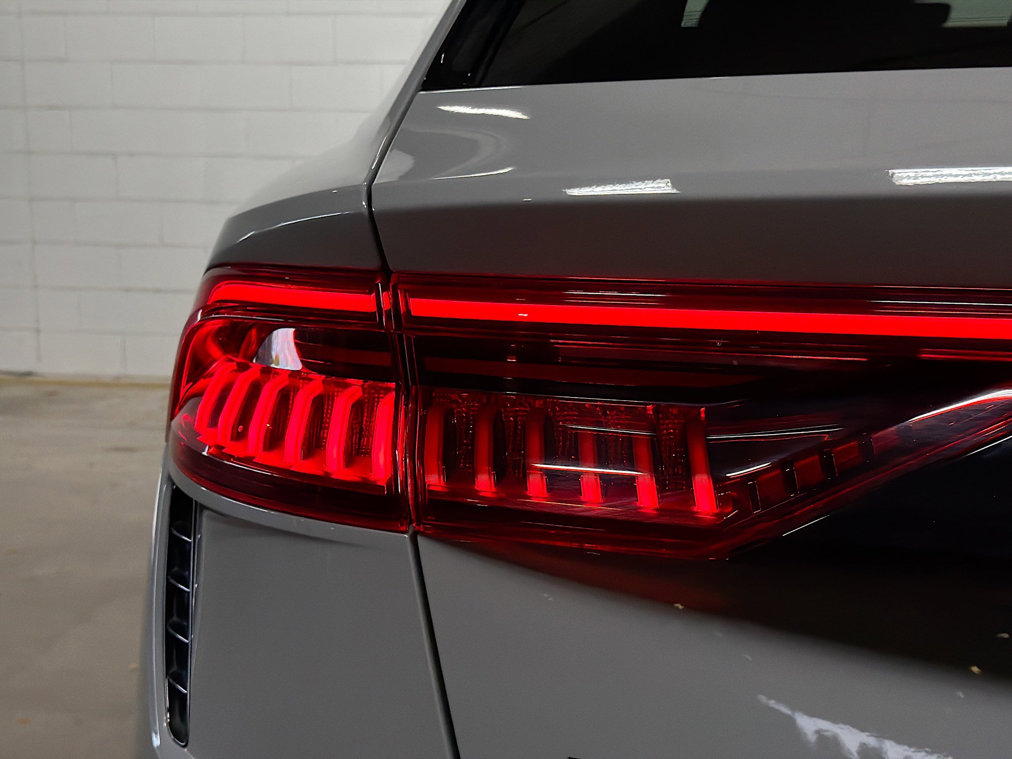 Used 2024 Audi RS Q8 image 11
