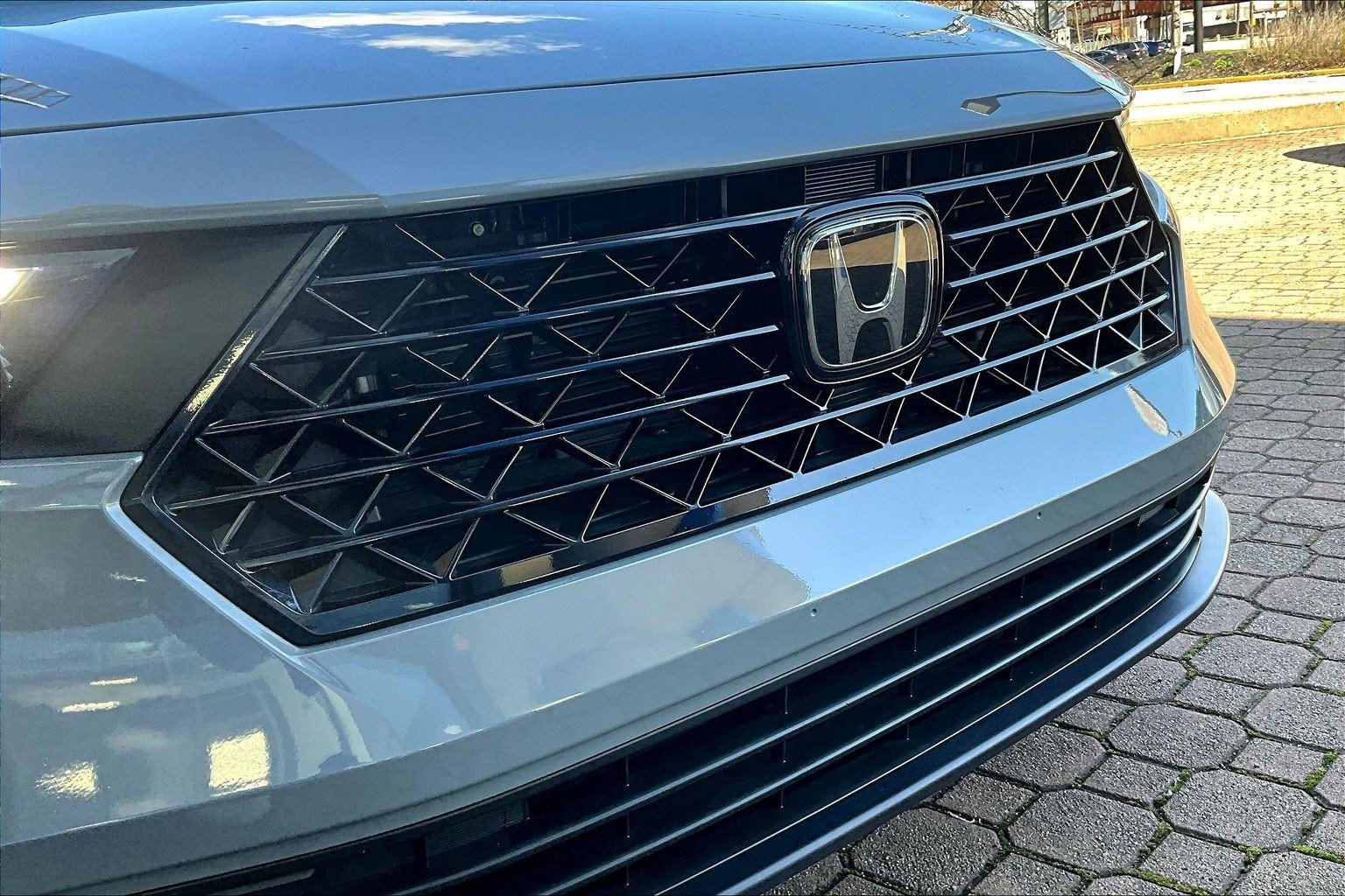 Used 2024 Honda Accord Sport image 32