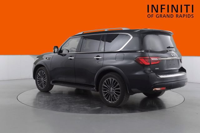 Used 2024 INFINITI QX80 Sensory AWD/4WD image 5
